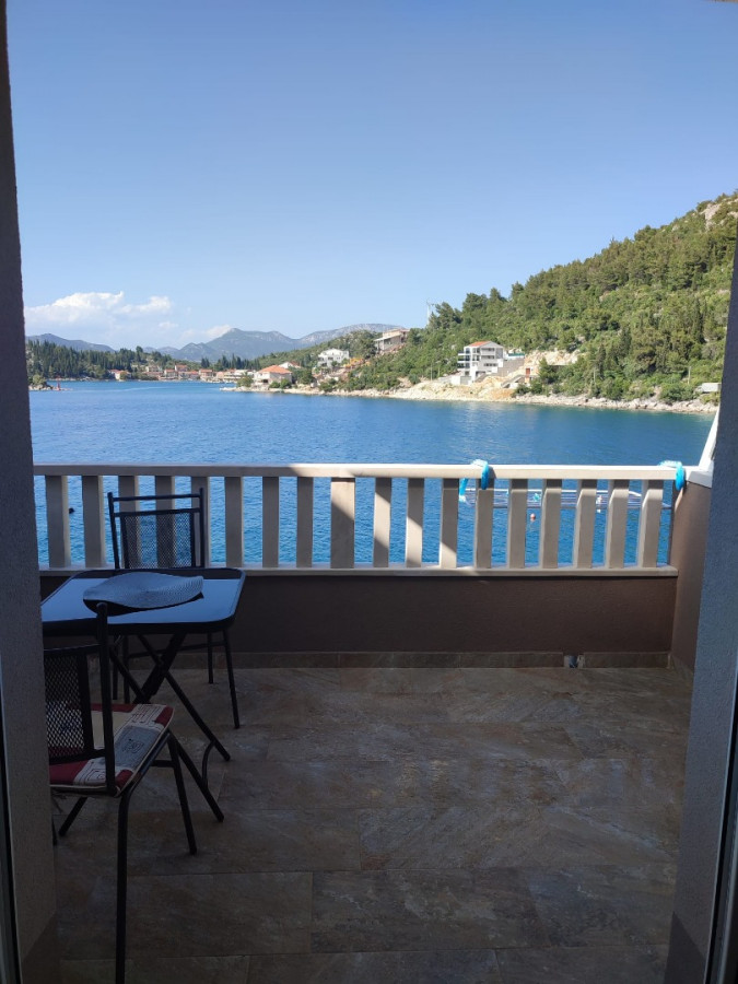 Apartment 2, Apartments Vale right by the Sea, Blace, Dalmatia Blace