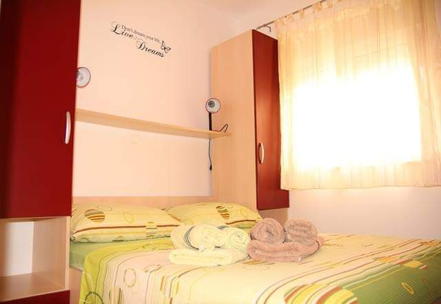 Apartment 3, Apartments Vale right by the Sea, Blace, Dalmatia Blace
